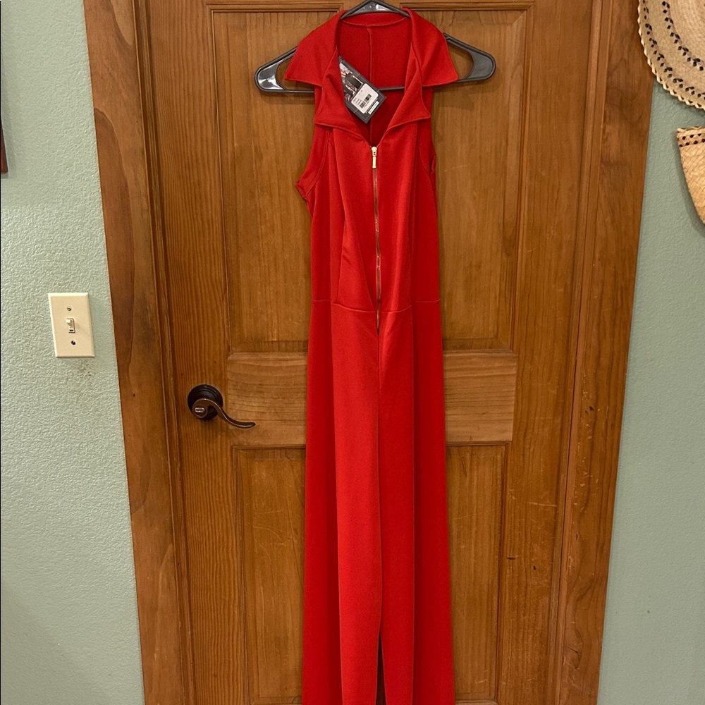 Source Unknown Red Sleeveless Maxi Dress with Zip Front